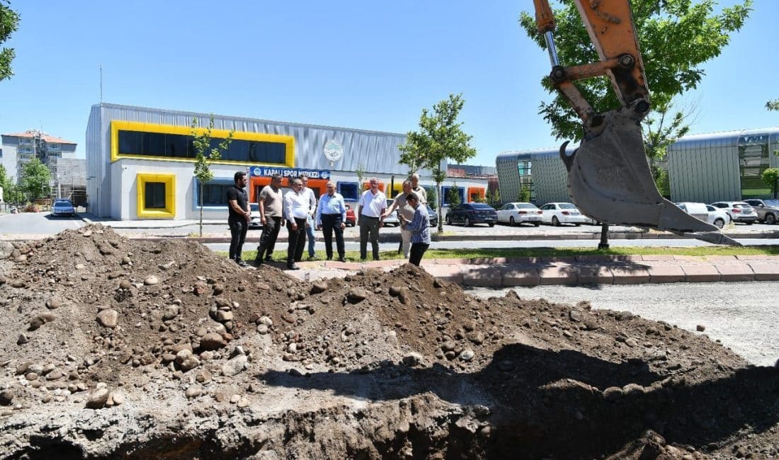 Kayseri Büyükşehir Belediyesi, şehir genelinde altyapı yenileme ve ulaşım konforunu