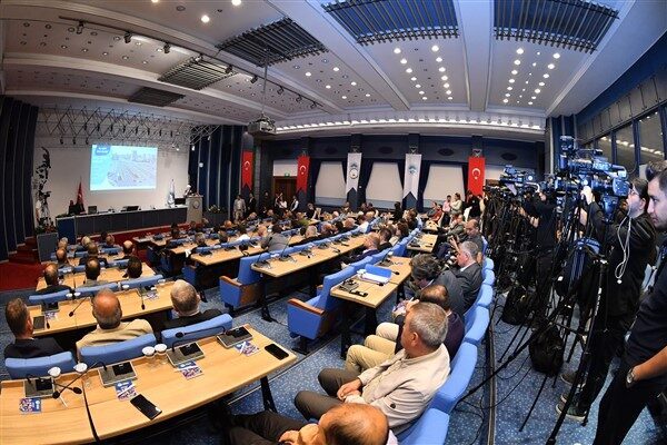 Büyükşehir Belediye Başkanı Memduh Büyükkılıç, Kayseri’nin ulaşım anlamında geleceğine yön
