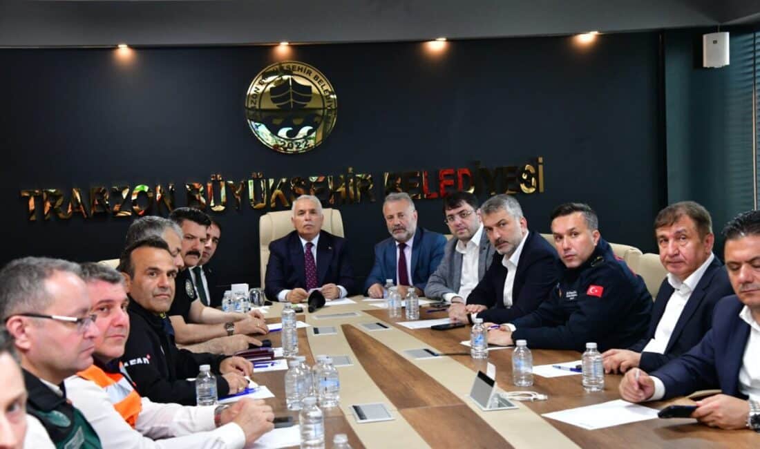 Trabzon Büyükşehir Belediye Başkanı Ahmet Metin Genç, afetin izlerinin en