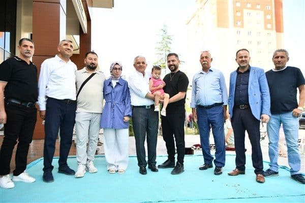 Altınevler Mahallesi Muhtarlığı ve Meleklerin Abisi İnsani Yardım Derneği öncülüğünde
