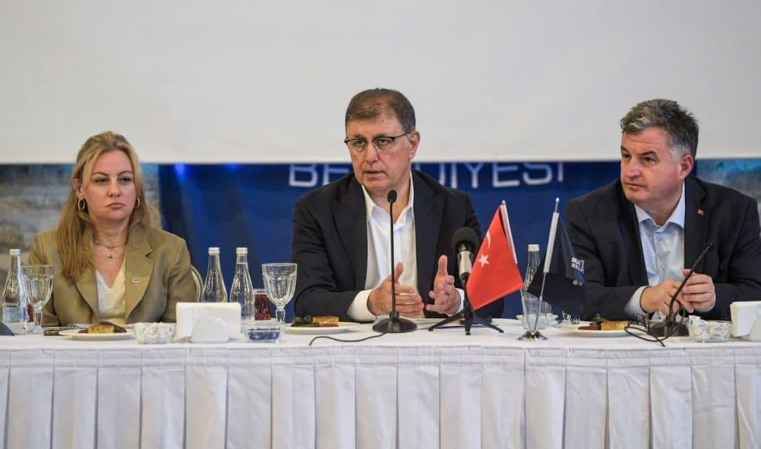 İzmir'in turizm dinamikleri, İzmir Büyükşehir Belediye Başkanı Dr. Cemil Tugay