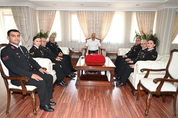 Batman İl Jandarma Komutanı Jandarma Kıdemli Albay Cafer Öz ve