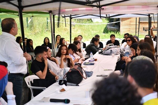 Kamp kapsamında iki gün boyunca, iki grup halinde Cumhuriyet Doğa