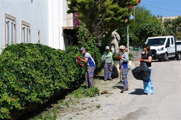 Bodrum Belediyesi Park ve Bahçeler Müdürlüğü koordinasyonunda yürütülen çalışmalar; Barış