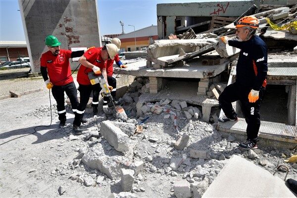 Bornova Belediyesi tarafından kısa süre önce kurulan Bornova Belediyesi Arama