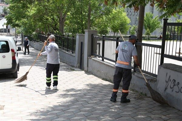 Etimesgut Belediyesi vatandaşların bayramı daha temiz ve ferah bir ortamda