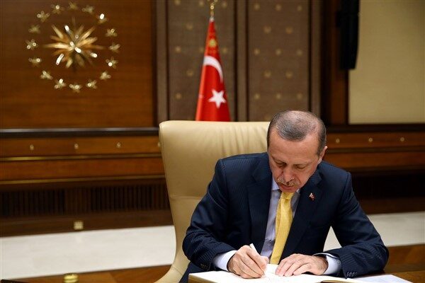 Cumhurbaşkanı Erdoğan, Endonezya Cumhurbaşkanı Subianto ile bir telefon görüşmesi gerçekleştirdi.