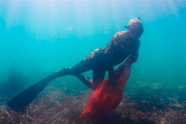 Bodrum’da on bir yıldır sürdürülen Deniz Dibi Temizliği, Turgutreis’te devam