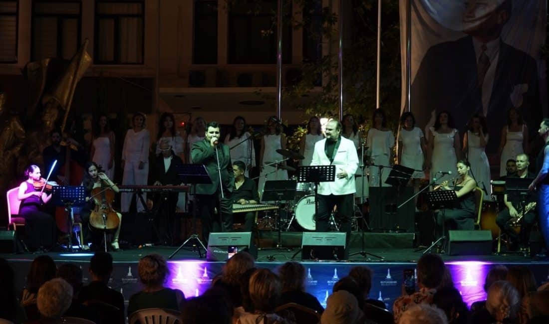 21 Haziran Dünya Müzik Günü dolayısıyla İzmir Büyükşehir Belediyesi’nin katkılarıyla