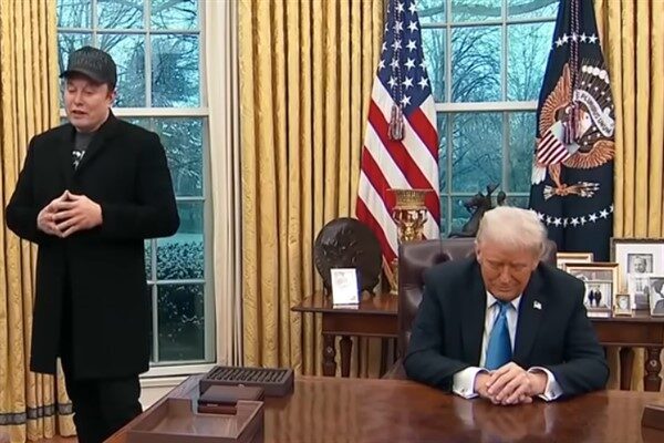 Musk, Salı günü X sosyal medya platformunda "Üzgünüm ama artık