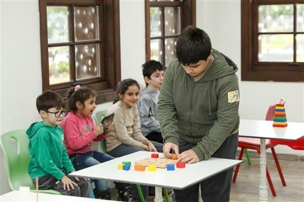 Samsun Büyükşehir Belediyesi tarafından özel çocukların kendilerini ifade edebileceği, keyifli