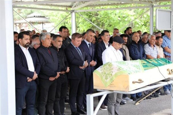 Gülcan Yeşilbaş’ın vefatından duyduğu üzüntüyü dile getiren Vali Aydoğdu, merhum