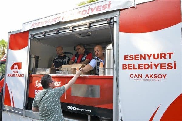 YKS süresi boyunca Esenyurt Belediyesi’ne ait mobil ikram araçları ile