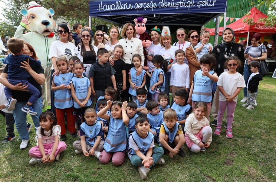 2024-2025 Tiyatro sezonunda farklı ve yeni oyunlarla repertuvarını sahne alan
