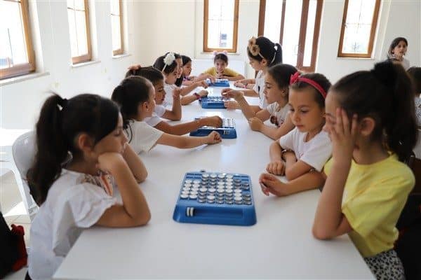 Konya Büyükşehir Belediyesi’nin Konya genelinde gerçekleştireceği Genç KOMEK Yaz Okulu