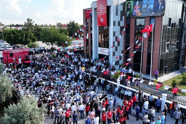 Adana Büyükşehir Belediyesince Yüreğir ilçesinde inşa edilen Hacıbektaş Veli Anadolu