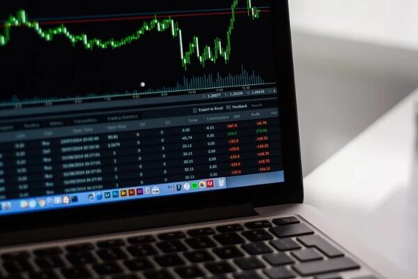 İnfo Yatırım'ın raporunda, geçen hafta EURUSD paritesinin performansına bakıldığında, haftayı