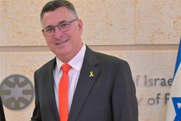 İsrail Dışişleri Bakanı Gideon Saar, Polonya’daki cumhurbaşkanlığı seçimlerini kazanan Başkan