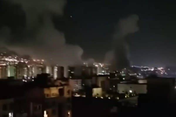 Katz yaptığı açıklamada "İran diktatörü, İran vatandaşlarını rehin alarak, özellikle