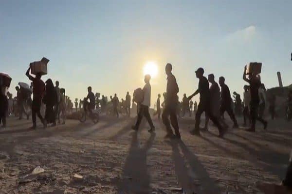 Perşembe günü şafak vakti öldürülenler arasında 64'ü Gazze Şehri ve