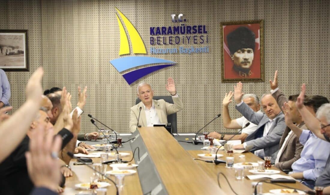 Karamürsel Belediyesi Haziran Ayı Meclis Toplantısı, Belediye Meclis Salonu’nda Başkan