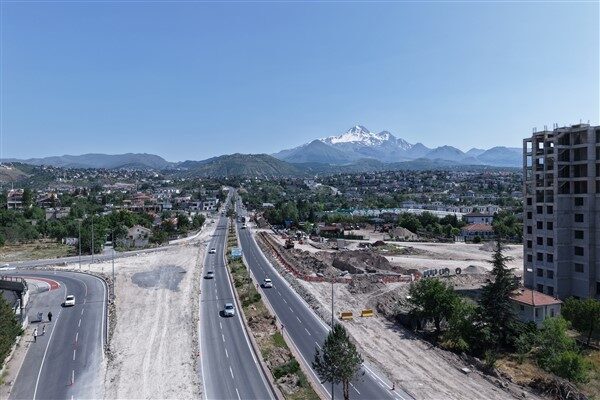 Kayseri Büyükşehir Belediye Başkanı Dr. Memduh Büyükkılıç’ın Yeni 5 Yıl