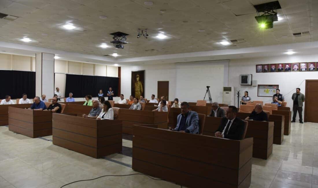 Belediye Meclis Salonu’nda, saat 15.00’da başlayan toplantıya, Keşan Belediye Başkanvekili