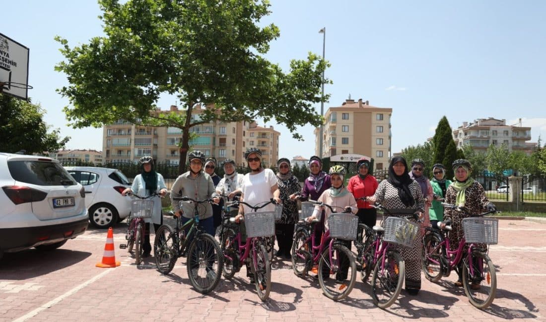 Konya Büyükşehir Belediyesi Meslek Edindirme Kursları (KOMEK) bünyesinde bayanlar için