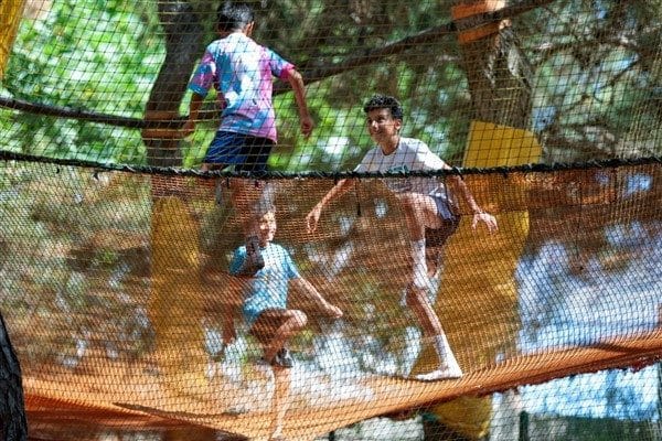 Tüm parkur, oyun alanı ve spor gruplarının bakımdan geçirilerek güvenlik