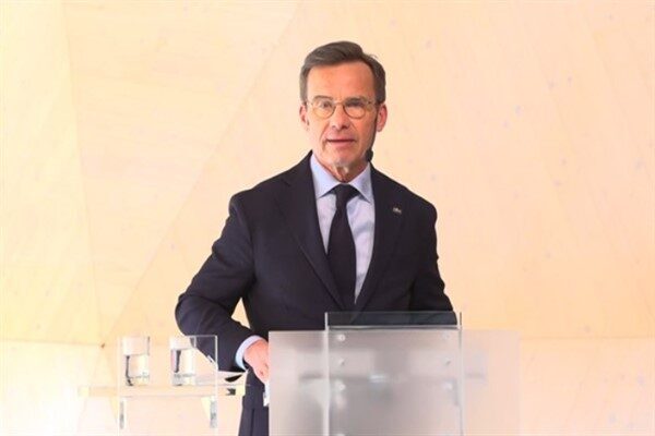 Kristersson, Rusya’nın barış çabalarını engellemeye devam ettiğini ve 2022’den bu