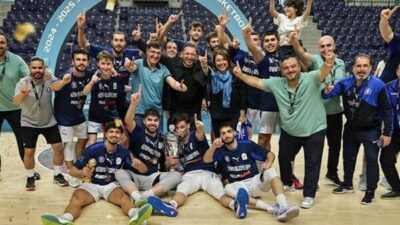 Kütahya Belediyespor Erkek Basketbol Takımı, Play-Off final maçında şampiyonluk kupasını