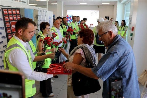 Corendon Havayolları’na ait Boeing-737 tipli uçak, Macaristan’ın başkenti Budapeşte’den 180