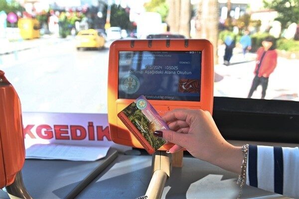 Yapılan açıklamada, etkilenen verilerin ad, soyad ve telefon numarası gibi