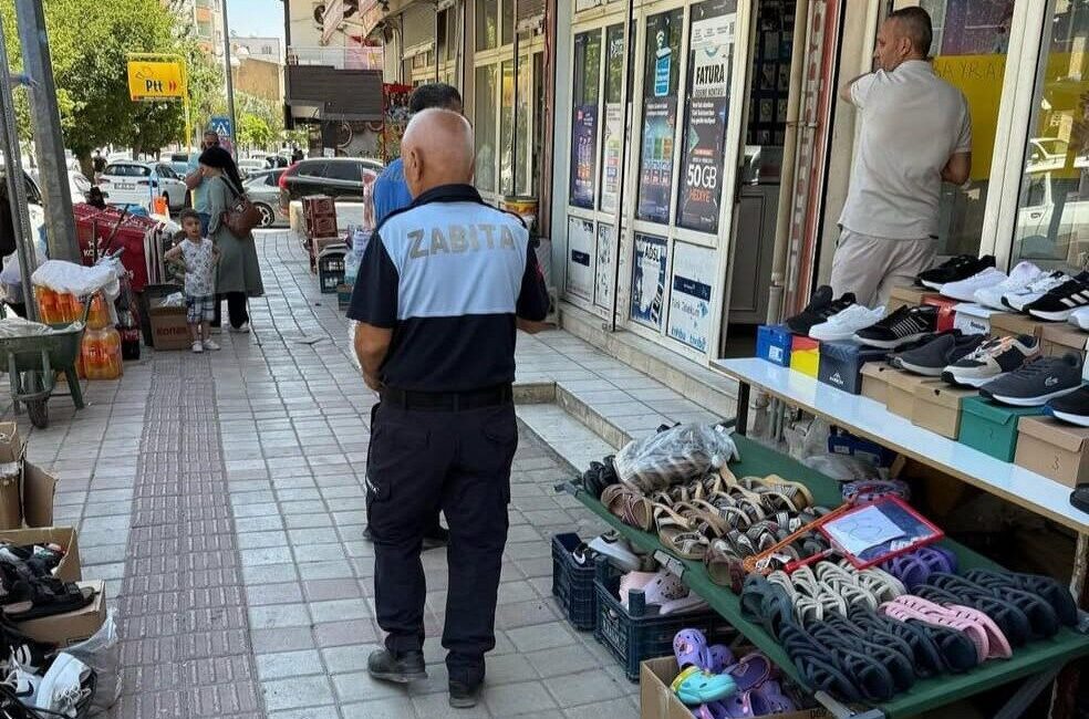 Belediye, esnafa yönelik denetimlerin sıklaştırıldığını ve kamuya açık alanların izinsiz