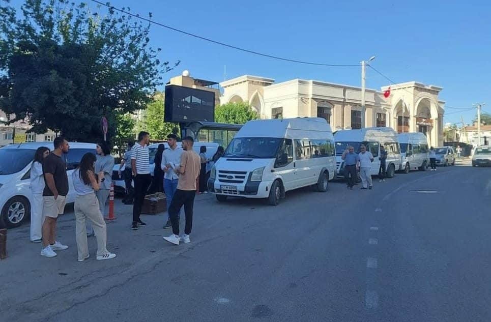 Belediyeden yapılan açıklamada, sınava giren öğrencilerin sabahın erken saatlerinden itibaren