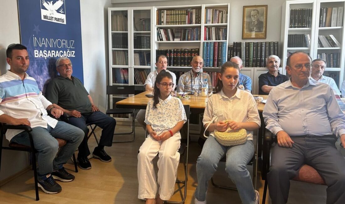 Millet Partisi Bursa teşkilatı, İl Başkanlığında gerçekleştirilen bayramlaşmada bir araya