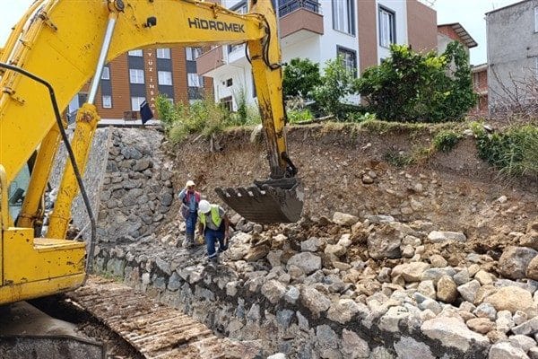 Ordu Büyükşehir Belediyesi Fen İşleri Dairesi Başkanlığı ekipleri Ordu’nun yaşam