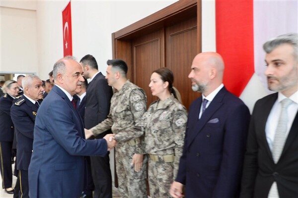 Kurban Bayramı dolayısıyla düzenlenen 'Kent Bayramlaşması' programı, Ordu Valiliği’nin ev