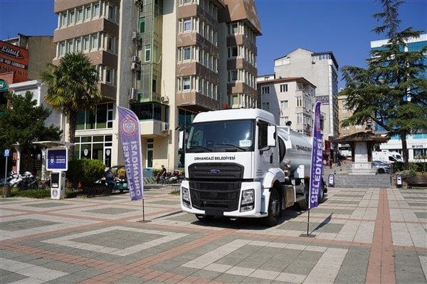 Yaz aylarında temizlik ve yangınla mücadeleye katkı sağlayacak araç Orhangazi