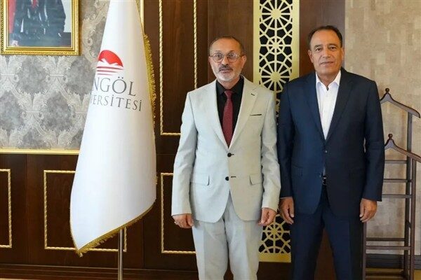Bingöl Üniversitesi’nin önceki dönem rektörü Prof. Dr. İbrahim Çapak, Yükseköğretim