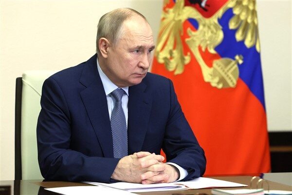 Rusya Devlet Başkanı Vladimir Putin ile Ermenistan Cumhuriyeti Başbakanı Nikol