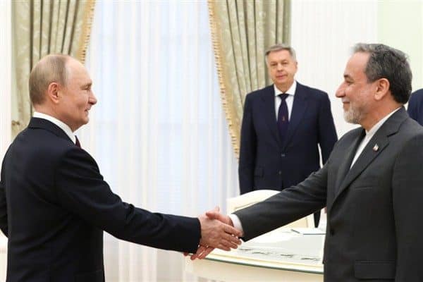 Rusya Devlet Başkanı Vladimir Putin, Kremlin’de İran Dışişleri Bakanı Abbas