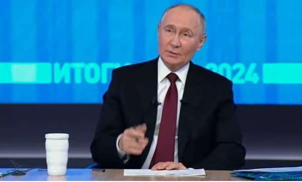 Rus lider, tarafların 2022'de İstanbul'da bir anlaşmaya varmaya çok yakın
