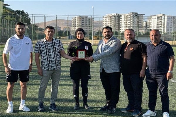 Gerçekleştirilen törene Şanlıurfaspor Asbaşkanı Osman Fındık, Futbol Şube ve Altyapı