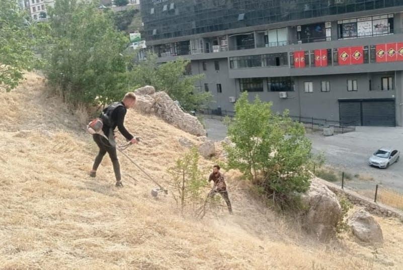 Belediyeden yapılan açıklamada, Park ve Bahçeler Müdürlüğü ekiplerinin vatandaşların daha