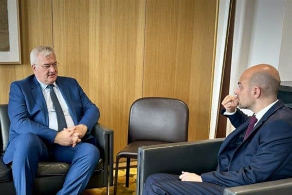 Ukrayna Dışişleri Bakanı Sybiha, Brüksel'de Fransa Avrupa ve Dışişleri Bakanı