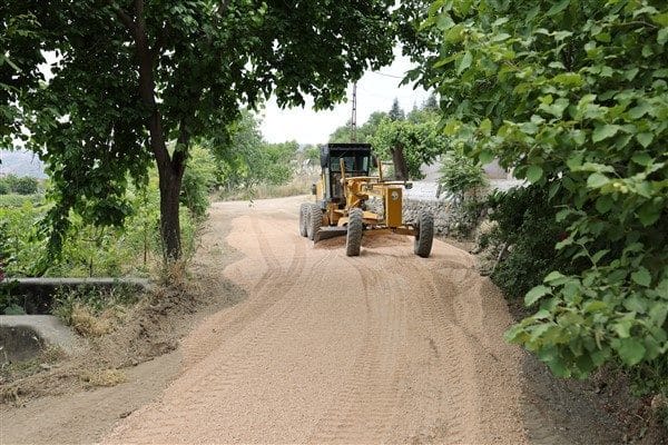 Fen İşleri Müdürlüğü'ne bağlı parke ekipleri tarafından yürütülen çalışmalarda, Vatan