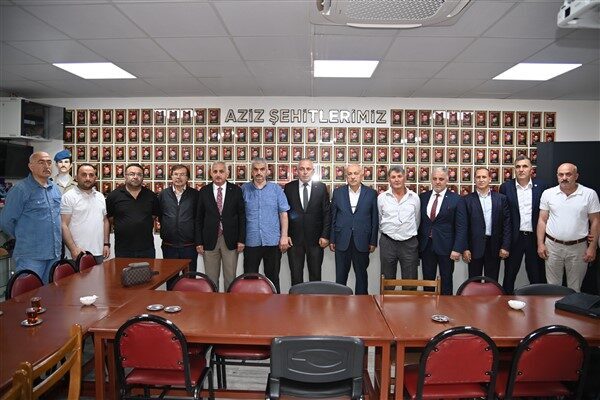 Programda, Büyük Birlik Partisi Trabzon İl Başkanı Adem Aydın, Dernek