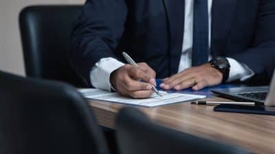 Türkiye İstatistik Kurumu'nun (TÜİK) verilerine göre; sanayi, inşaat ve ticaret-hizmet