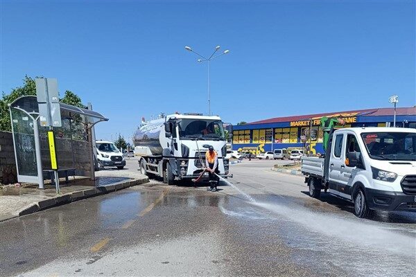 üyükşehir Belediyesi Çevre Koruma ve Kontrol Daire Başkanlığı’na bağlı ekipler,